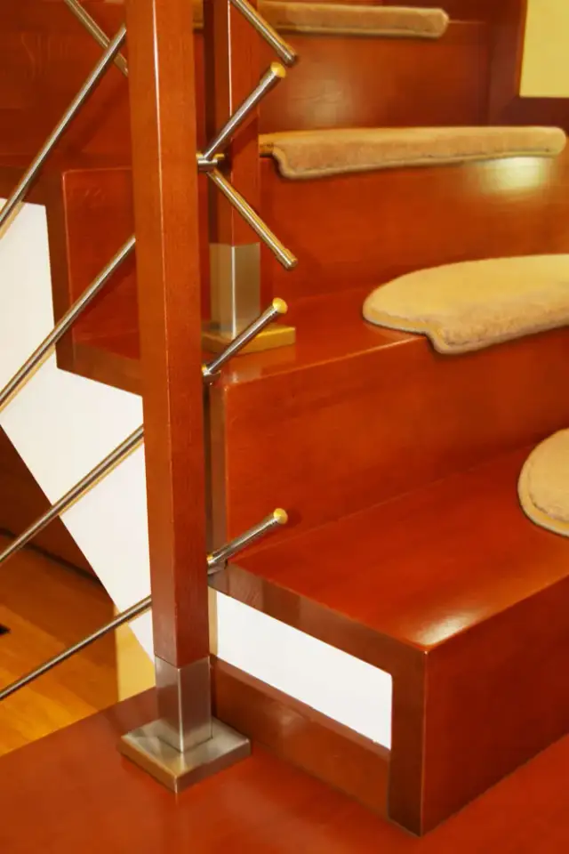 Jak zamontować balustradę na schodach - uniknij najczęstszych błędów