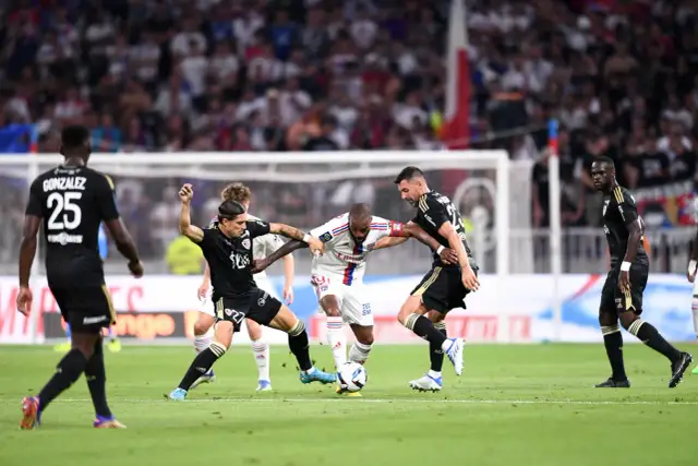 Ile jest zmian w piłce nożnej? Zaskakujące zasady, które musisz znać