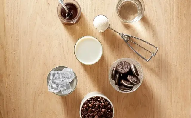 Jak zrobić pyszną kawę mrożoną z ekspresu – prosty przepis i porady