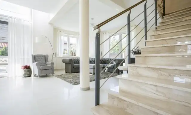 Schody drewniane czy kamienne? Brutalna prawda o wyborze materiału