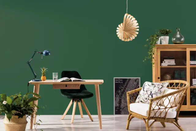 Zieleń butelkowa farba: wybór, zastosowanie i efekty wizualne