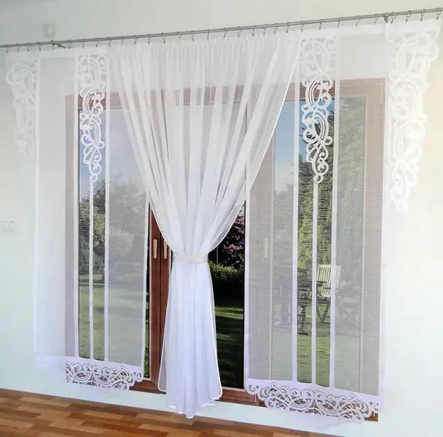 Jakie firanki do okna tarasowego wybrać, by zachwycały i chroniły?