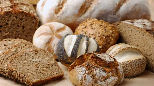 Kalorie w bułce: Zaskakująco niski lub wysoki wpływ na twoją dietę