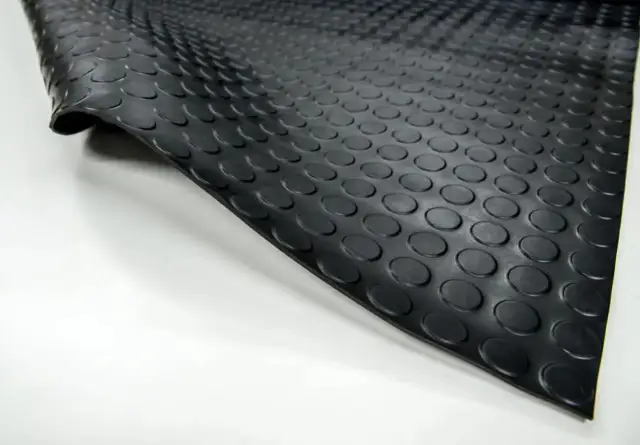 Maty gumowe w sektorze B2B – ciche wsparcie dla biznesu