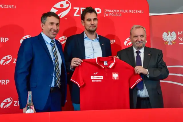 Kto jest trenerem Polski w piłce ręcznej? Poznaj Marcina Lijewskiego i jego cele
