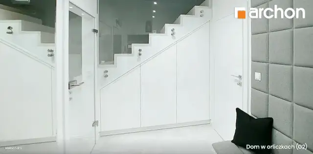 Jak zrobić szafki pod schodami? Krok po kroku do idealnej zabudowy