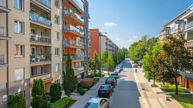 Ulica Krynicka w Warszawie: Co warto wiedzieć przed przyjazdem?