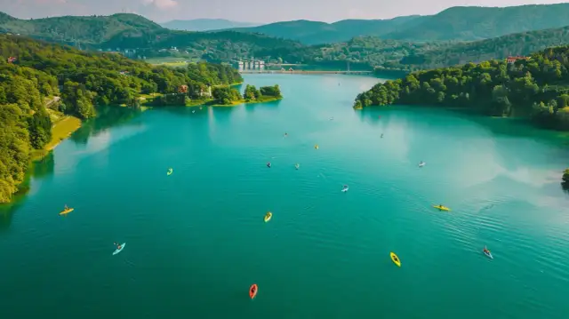 10 niesamowitych atrakcji w Solinie, które musisz zobaczyć latem