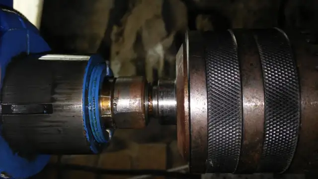 Jak wymienić uchwyt w wiertarce bez błędów – prosty poradnik krok po kroku