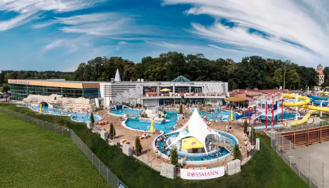 Termy Uniejów - ile km od Warszawy? Sprawdź odległość i dojazd