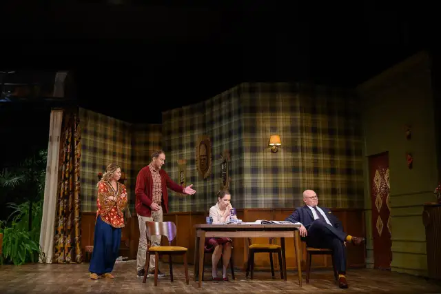 Bóg Mordu recenzja: emocjonalna analiza, która zaskakuje widzów