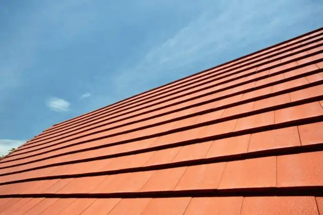 Jaka dachówka jest najlepsza? Odkryj najważniejsze aspekty wyboru.