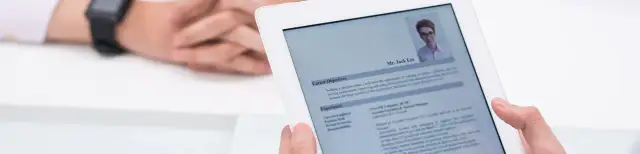 Jak wpisać kursy w CV, aby przyciągnąć uwagę pracodawcy?