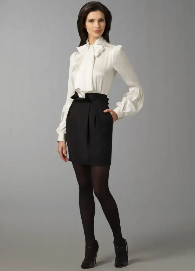 Jak dobrać idealną bluzkę do czarnej ołówkowej spódnicy na każdą okazję