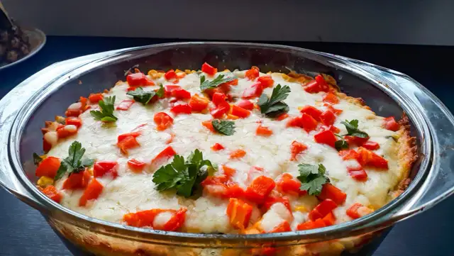 Przepis na zdrową zapiekankę gyros fit - szybka i smaczna wersja