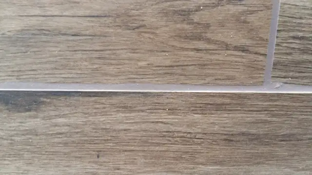 Jak poprawić nierówne fugi samodzielnie: 5 sprawdzonych sposobów i porady