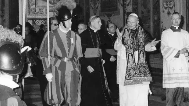 Conclave: Tajemnice wyboru papieża