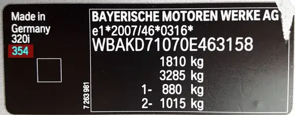 Jak uzyskać kolor lakieru samochodu po numerze VIN bez komplikacji