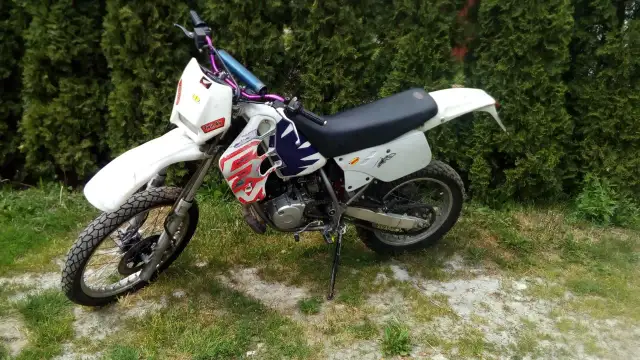 Honda CRM 125 ile ma koni? Sprawdź moc i osiągi tej maszyny