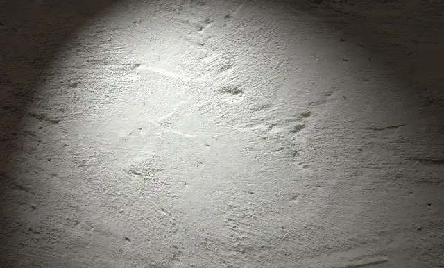 Ile tynku cementowo-wapiennego na m2? Poznaj dokładne zużycie