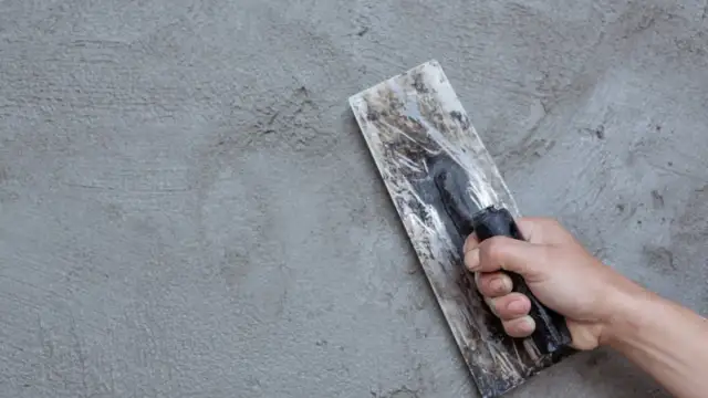 Ile kosztuje tynk zewnętrzny? Poznaj ceny i uniknij wysokich wydatków