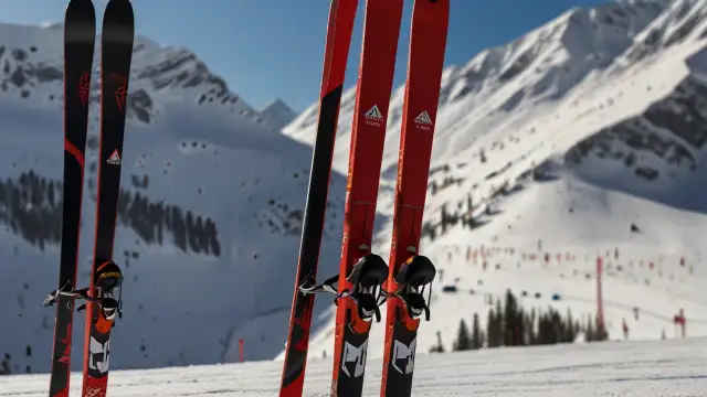 Czy narty race to Twój klucz do sukcesu na stoku? To potencjał!