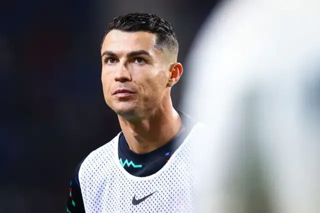 Ile zarabia Cristiano Ronaldo rocznie? Zaskakujące źródła jego dochodów