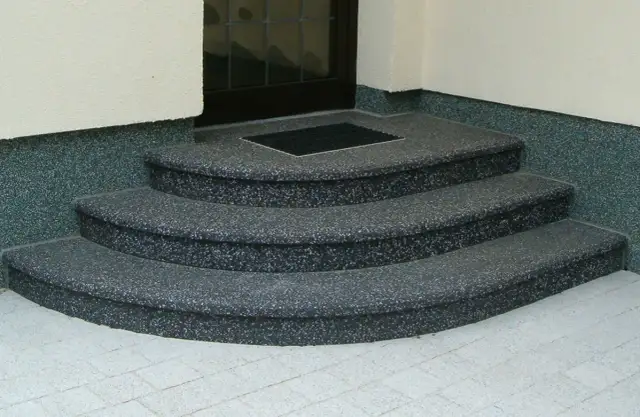 Inspirujące schody półokrągłe zewnętrzne: galeria 20 projektów