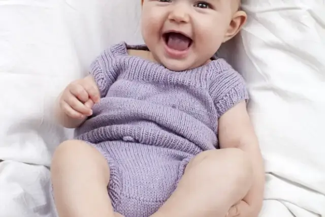 Ile powinno ważyć 4 miesięczne dziecko? Tabela norm wagowych dla niemowląt