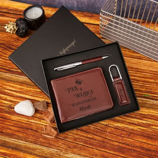 Ile dać na 18 koledze? Odpowiednie kwoty i pomysły na prezent