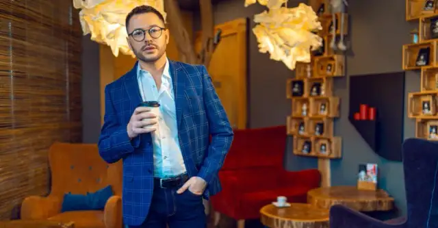 Czy na wesele trzeba iść w garniturze, czy są inne opcje?