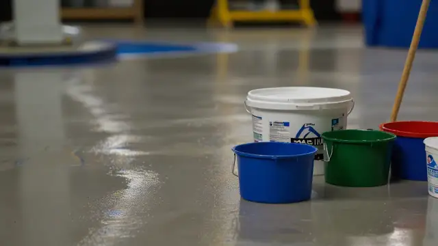 Wylewka samopoziomująca Mapei: jakie są jej zastosowanie i montaż?