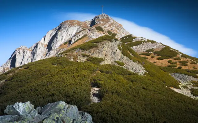 Trudności szlaku na Giewont: co musisz wiedzieć przed wędrówką
