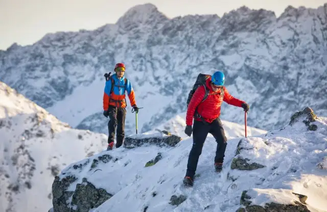 Jak wybrać najlepsze buty do Tatr zimą? Porady i rekomendacje dla bezpiecznych wędrówek