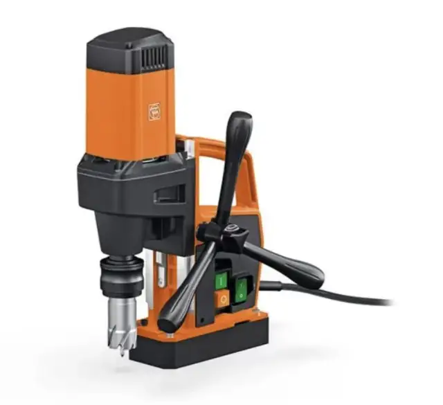 Wiertarka rdzeniowa co to jest i jak może ułatwić prace wiertnicze