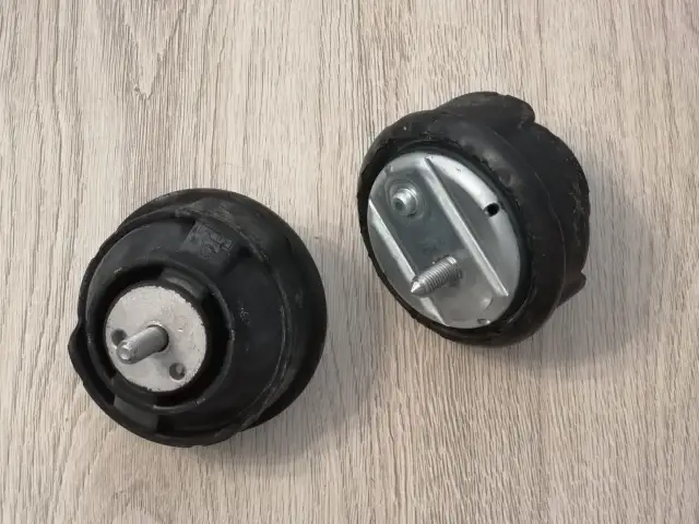 Objawy uszkodzonej poduszki silnika – jak uniknąć kosztownych napraw?