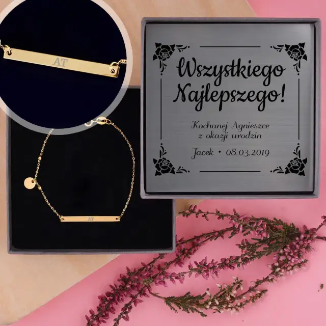 Co kupić przyjaciółce na 50 urodziny? Oryginalne i wyjątkowe pomysły