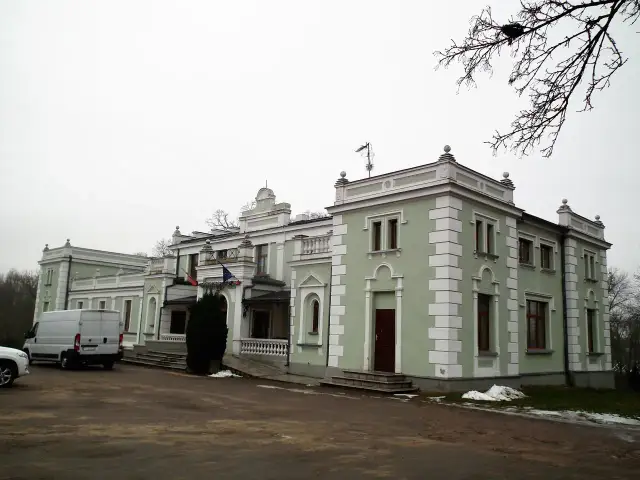 Niezwykły pałac w Lisewie - luksusowy nocleg w sercu Wielkopolski