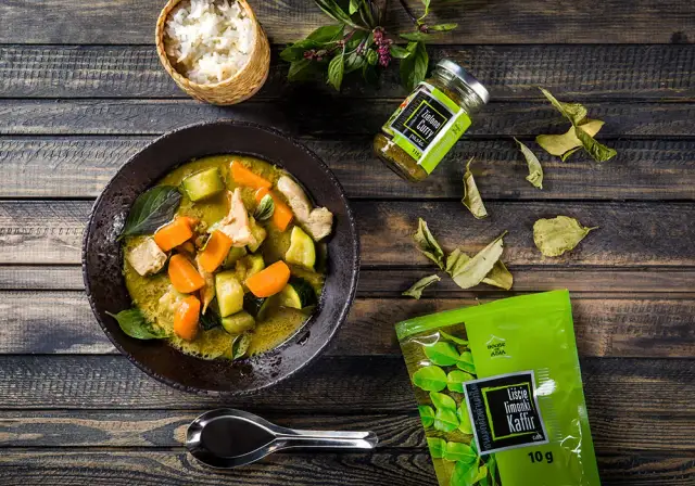 Jak zrobić zielone curry - łatwy przepis na pyszne danie z kurczakiem