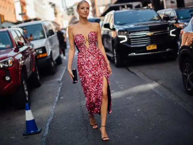 Najlepsze outfity na sylwestra, które zachwycą każdego i podkreślą styl