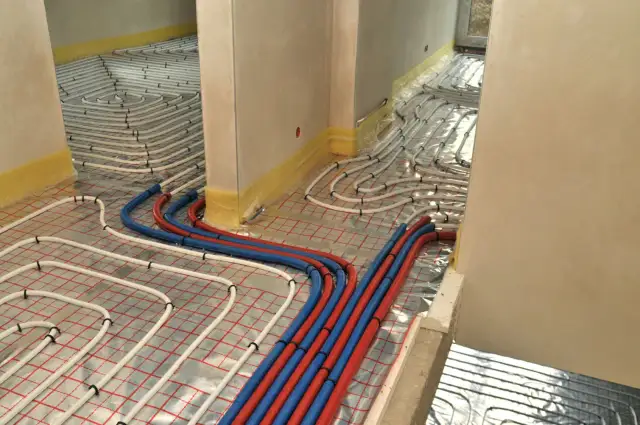 Jak działa ogrzewanie w bloku? Poznaj kluczowe mechanizmy i oszczędności