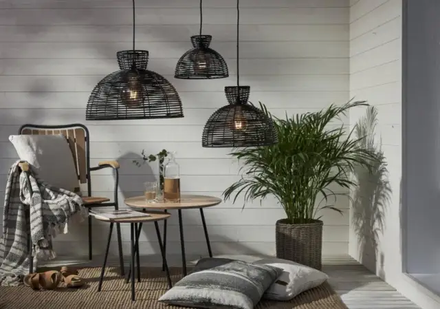 Jaką moc żarówek do lamp ogrodowych wybrać, by uniknąć błędów?