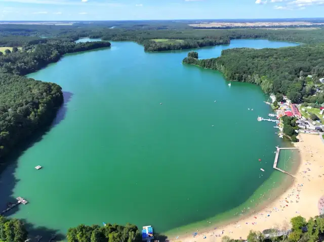 Jezioro Długie Lubuskie - piękne miejsce na relaks i przygodę