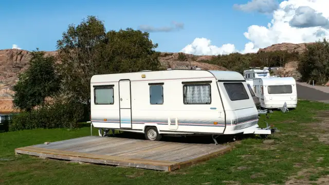 Ile kosztuje przyczepa kempingowa? Ceny i modele, które musisz znać