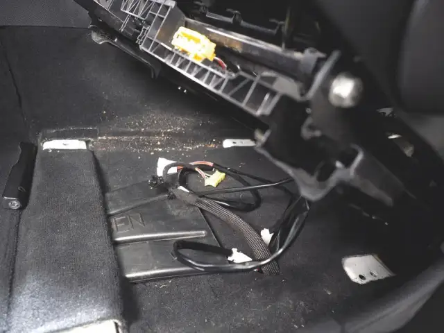 Dlaczego w Volvo V40 nie działa podgrzewanie foteli? Rozwiązania i przyczyny