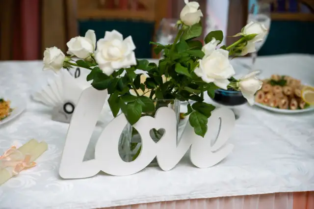 Dekoracje weselne – inspiracje na bajkowe przyjęcie