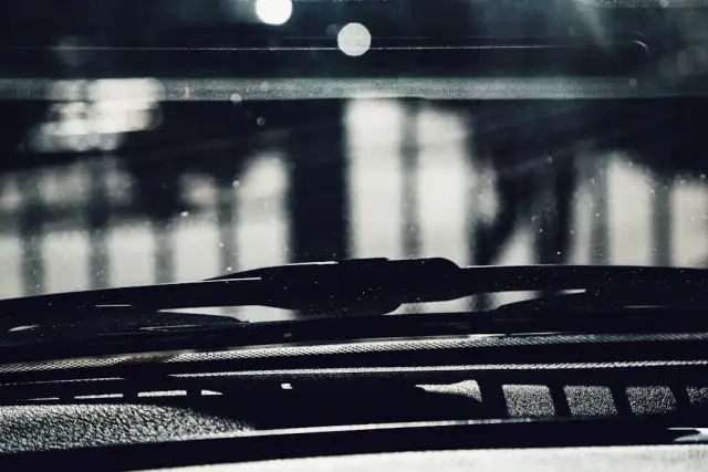 Wycieraczki do samochodu – jak dobrać odpowiednie?