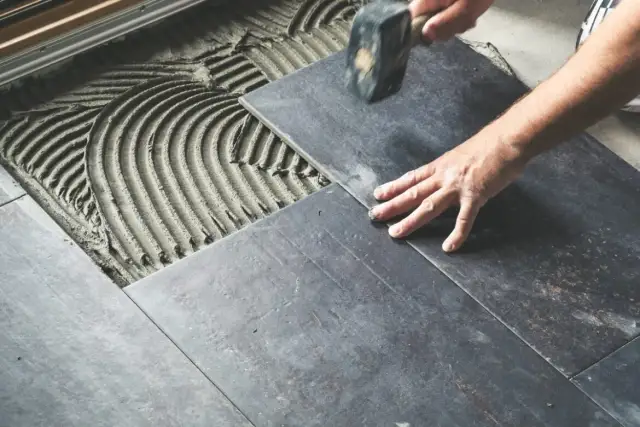 Najlepszy klej do płytek na ogrzewanie podłogowe: opinie ekspertów i forum