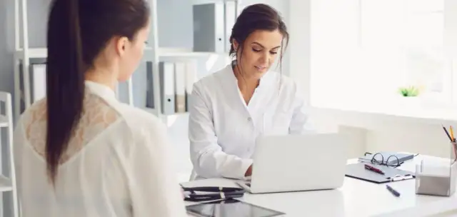 Czy prywatny ginekolog może wystawić skierowanie na NFZ? Sprawdź!