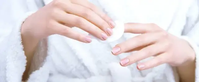 Co to jest aceton do paznokci i jak go bezpiecznie używać?